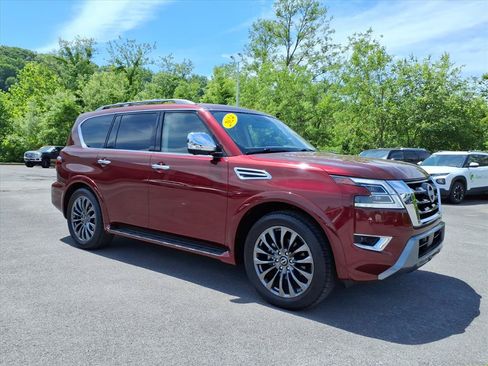 Certified 2024 Nissan Armada Platinum w/ Captain's Chairs Package AWD/4WD image 14