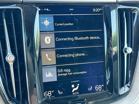 Used 2018 Volvo XC60 T8 Inscription w/ Luxury Seat Package AWD/4WD image 20