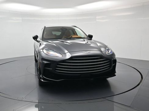 Used 2025 Aston Martin DBX 707 AWD/4WD image 33