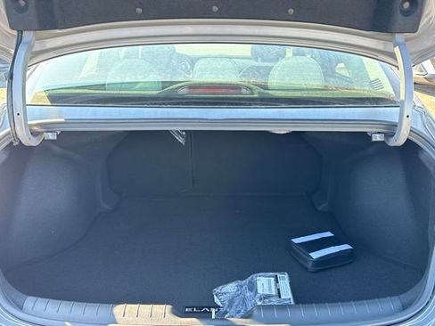 New 2026 Hyundai Elantra Limited image 10