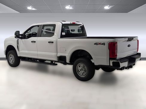 New 2026 Ford F250 XL image 2