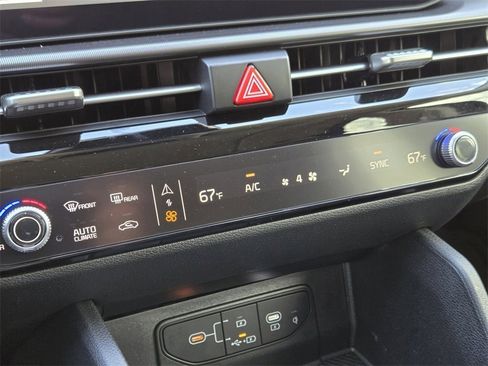 New 2026 Kia Sportage SX image 14