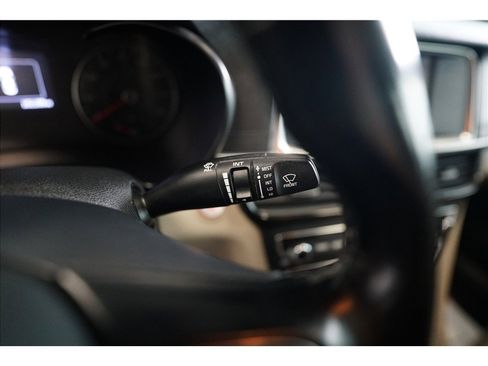 Used 2018 Kia Optima EX image 25