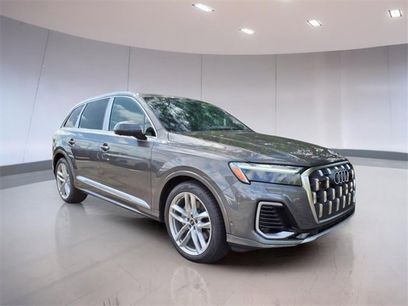 New 2025 Audi Q7 3.0T Premium Plus