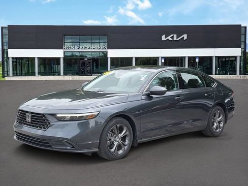 Used 2023 Honda Accord EX image 2