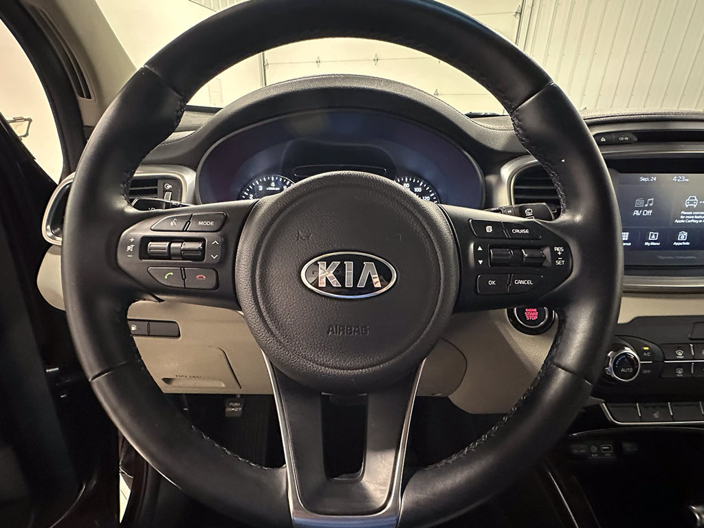 Used 2017 Kia Sorento EX FWD image 32