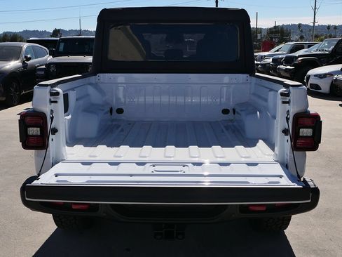 New 2026 Jeep Gladiator Rubicon w/ Safety Group AWD/4WD image 5