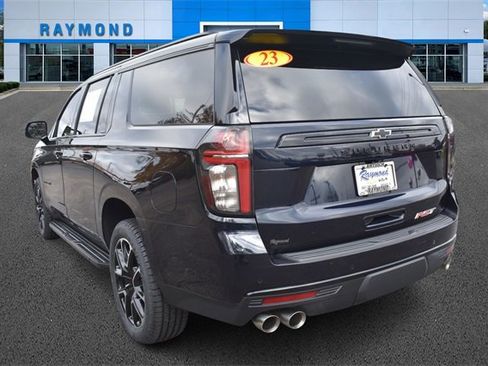 Certified 2023 Chevrolet Suburban RST w/ Sport Performance Package image 5