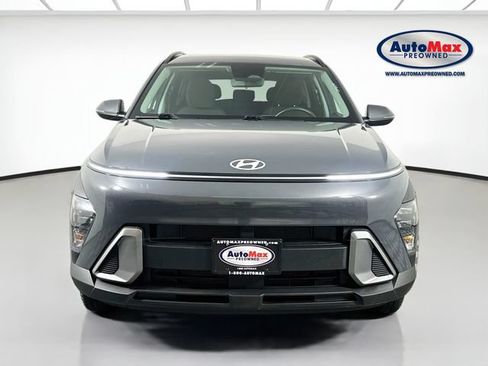 Used 2024 Hyundai Kona SEL AWD/4WD image 6