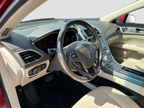 Used 2017 Lincoln MKZ Reserve FWD image 12