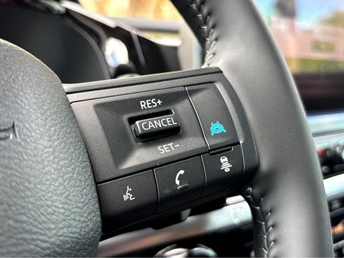 New 2026 Nissan Pathfinder SV image 16