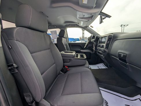 Used 2018 Chevrolet Silverado 1500 LT w/ All Star Edition image 43