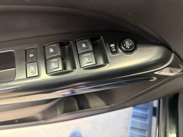Used 2022 GMC Canyon AT4 AWD/4WD image 14
