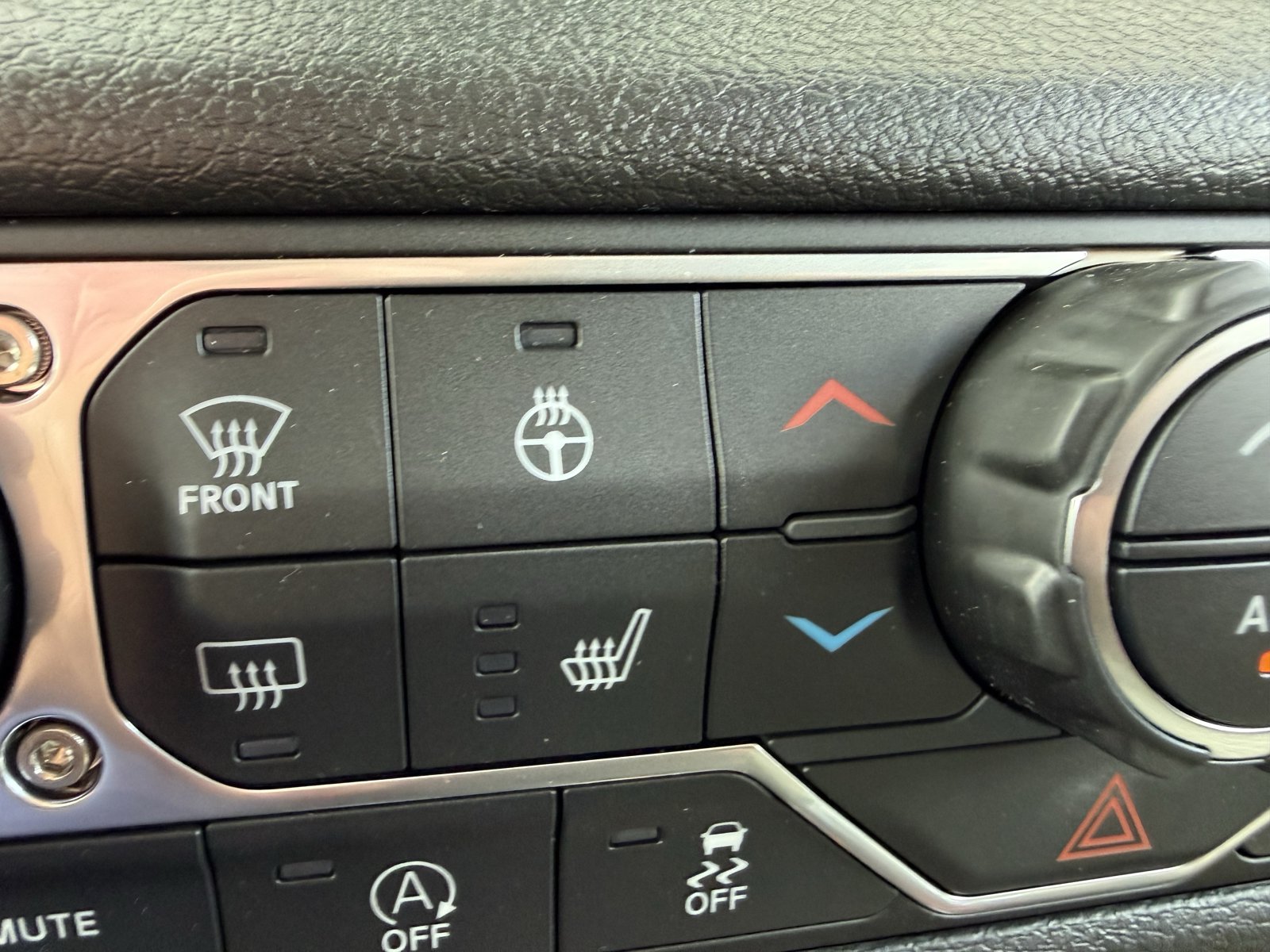 New 2026 Jeep Gladiator Sport AWD/4WD image 25