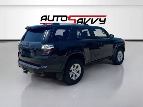 Used 2023 Toyota 4Runner SR5 AWD/4WD image 7