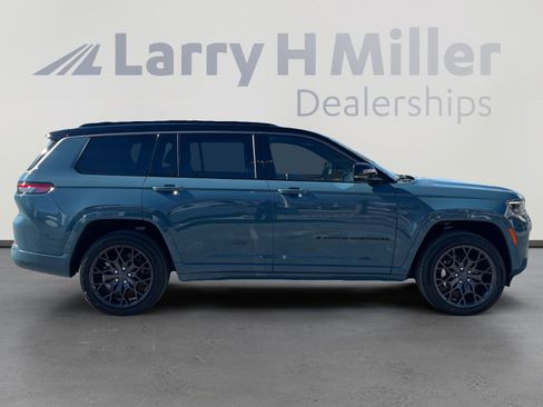New 2026 Jeep Grand Cherokee L Summit w/ Obsidian Package AWD/4WD image 6
