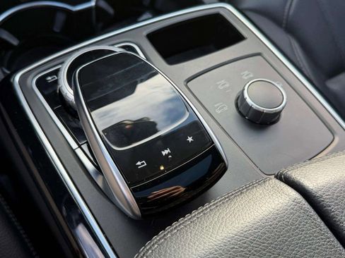 Used 2018 Mercedes-Benz GLE 350 image 29