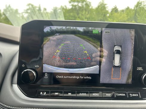Certified 2023 Nissan Rogue Platinum AWD/4WD image 26