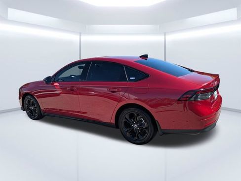 Used 2025 Honda Accord SE image 6