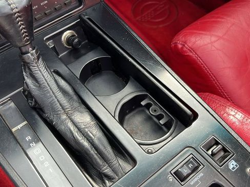 Used 1989 Chevrolet Corvette Convertible image 23