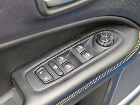 Used 2021 Jeep Compass Latitude image 17