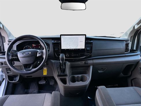 Used 2023 Ford Transit 350 XLT image 24