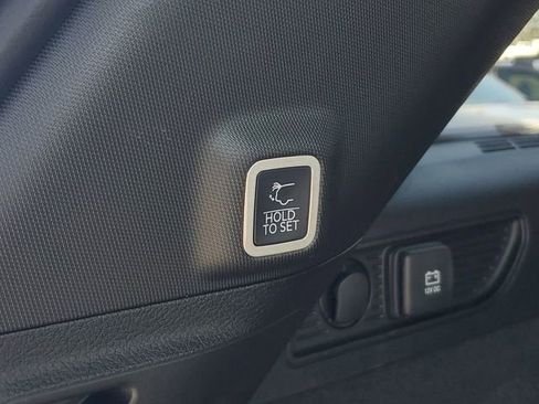 New 2026 Jeep Grand Cherokee Summit image 11