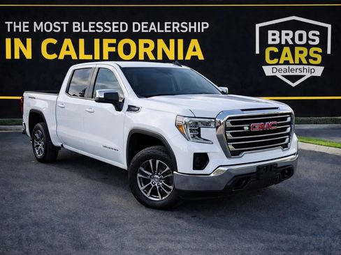 Used 2021 GMC Sierra 1500 SLE image 1