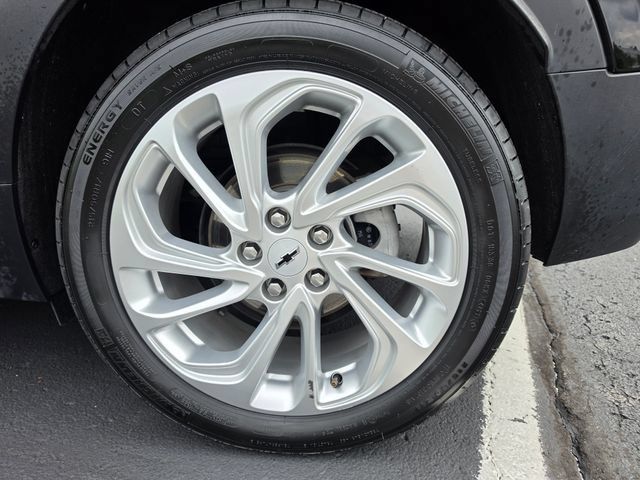 Used 2023 Chevrolet Bolt EUV LT FWD image 10