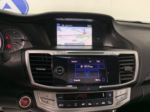 Used 2015 Honda Accord EX-L image 25
