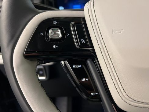 New 2026 Lincoln Aviator Reserve image 18