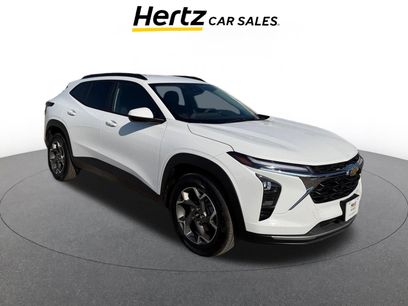 Used 2025 Chevrolet Trax LT