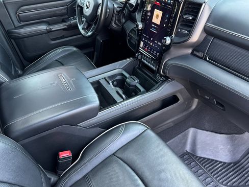 Used 2022 RAM 3500 Limited image 19