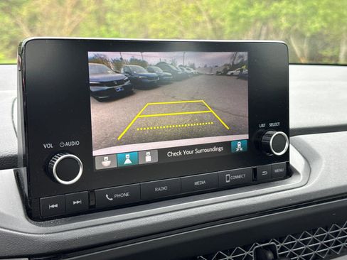 Used 2023 Honda Accord EX image 25