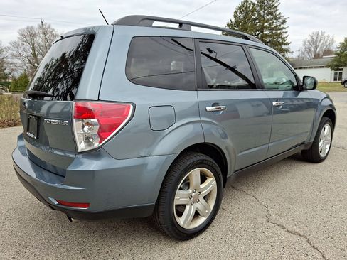 Used 2010 Subaru Forester 2.5X Limited image 6