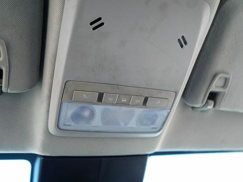 Used 2021 Buick Encore Preferred image 29