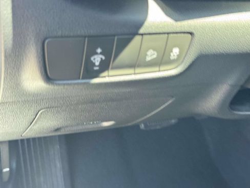 Certified 2023 Hyundai Kona SEL AWD/4WD image 19