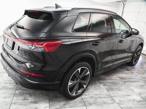 Used 2023 Audi Q4 e-tron Premium Plus w/ Premium Plus image 6