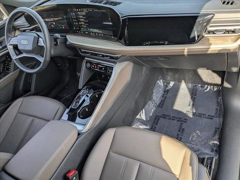 Certified 2025 Audi Q5 Premium w/ Convenience Package AWD/4WD image 21