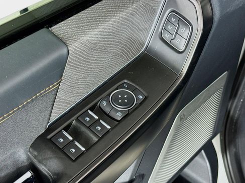 Used 2022 Ford F150 Platinum w/ Equipment Group 701A High image 21