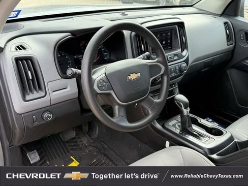 Used 2022 Chevrolet Colorado W/T w/ WT Convenience Package RWD image 6