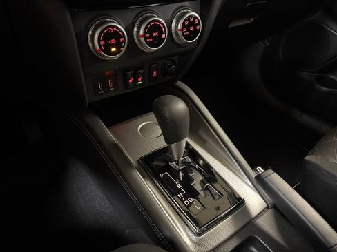 Used 2020 Mitsubishi Outlander Sport SE FWD image 17