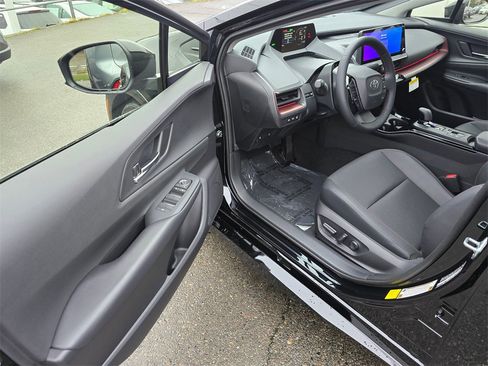 New 2026 Toyota Prius Plug-In Hybrid image 19