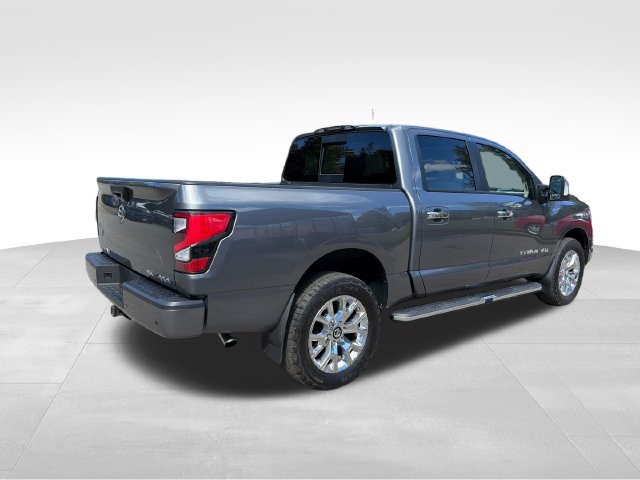 Used 2020 Nissan Titan SL w/ Moonroof Package AWD/4WD image 3