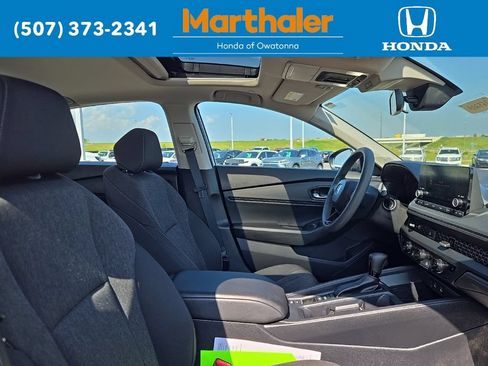 Used 2023 Honda Accord EX image 19