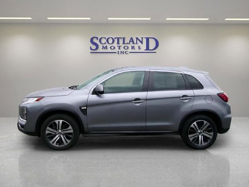 Used 2025 Mitsubishi Outlander Sport ES AWD/4WD image 1