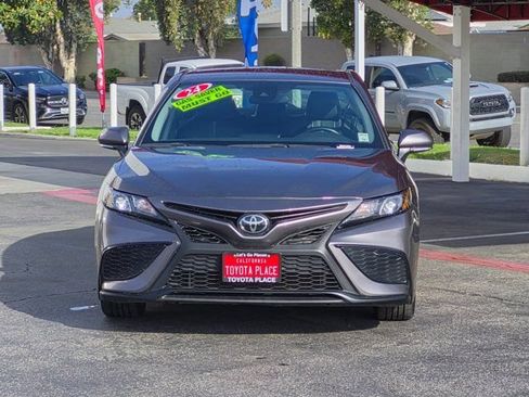 Used 2024 Toyota Camry SE FWD image 2
