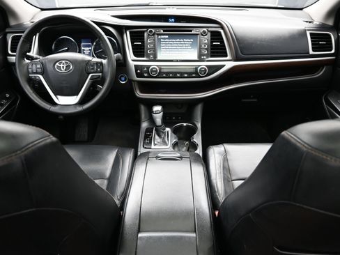 Used 2015 Toyota Highlander Limited Platinum AWD/4WD image 14