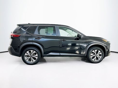 Used 2023 Nissan Rogue SV image 10