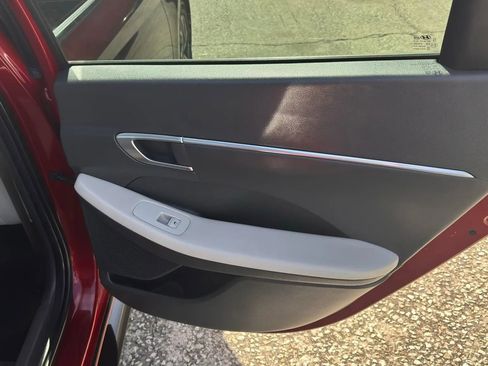Used 2023 Hyundai Sonata SEL FWD image 18